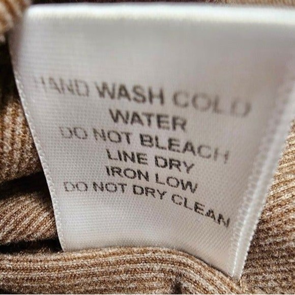 HYFVE Brown Ribbed Cropped LS Cross-Front Top, Size M - Picture 5 of 6